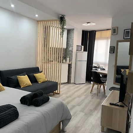 Precioso Estudio Frente Al Mar Con Piscina Benalmádena Zewnętrze zdjęcie