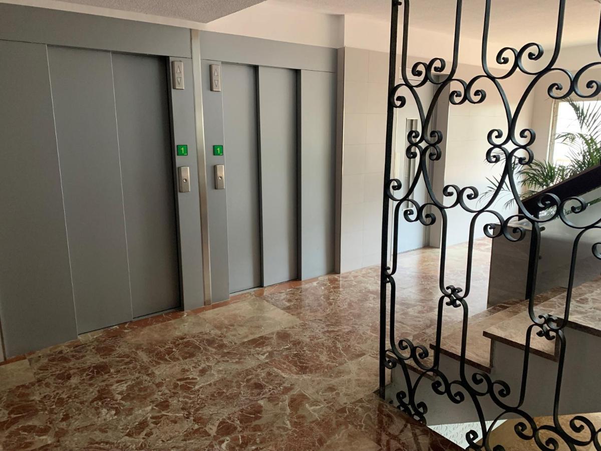 Precioso Estudio Frente Al Mar Con Piscina Benalmádena Zewnętrze zdjęcie