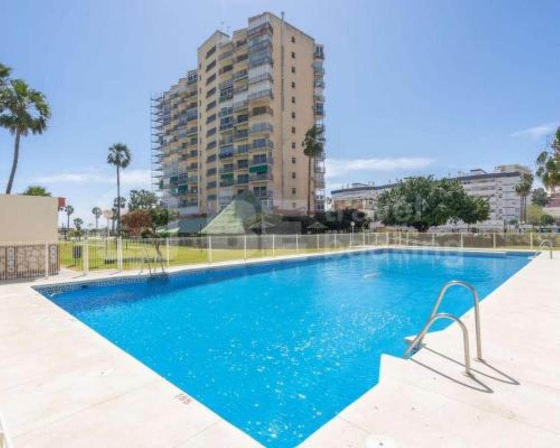 Precioso Estudio Frente Al Mar Con Piscina Benalmádena Zewnętrze zdjęcie