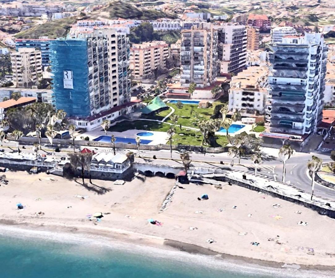 Precioso Estudio Frente Al Mar Con Piscina Benalmádena Zewnętrze zdjęcie
